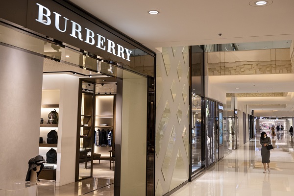 Burberry shares punished for another China crisis in Q1