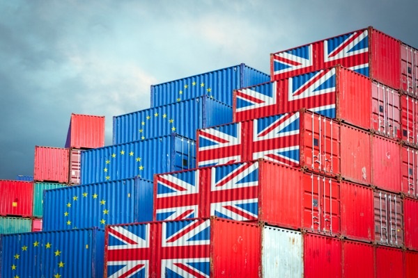  EU and British cargo containers.