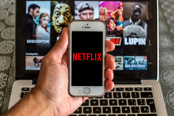 Netflix on mobile or laptop 600 x 400