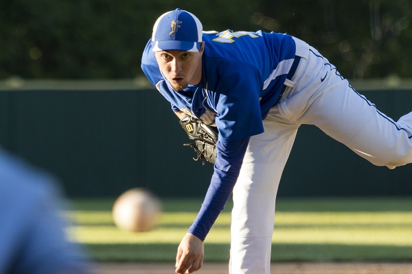 baseball cruveball 600 GettyImages
