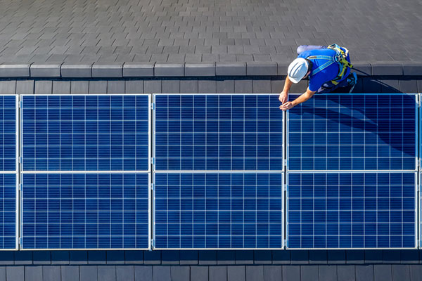Rooftop solar panel 600