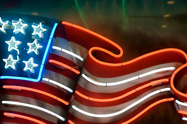 Neon US flag 600