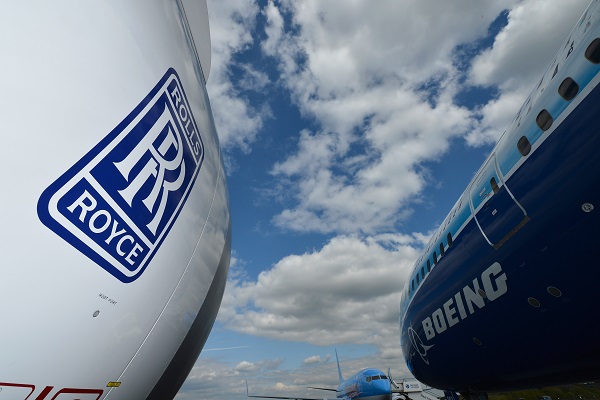 Rolls royce boeing plane engine 600.jpg