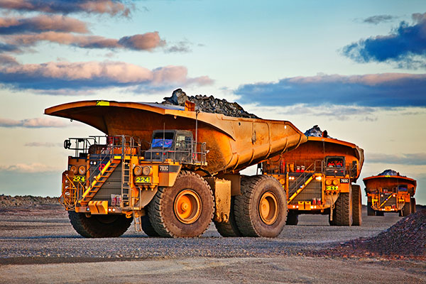 Mining vehicles 600