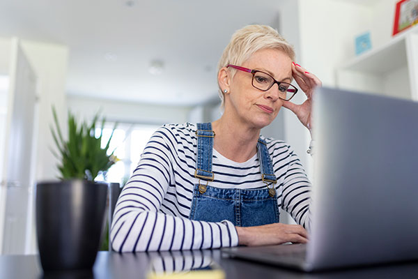 State pension saver digesting news of age rise