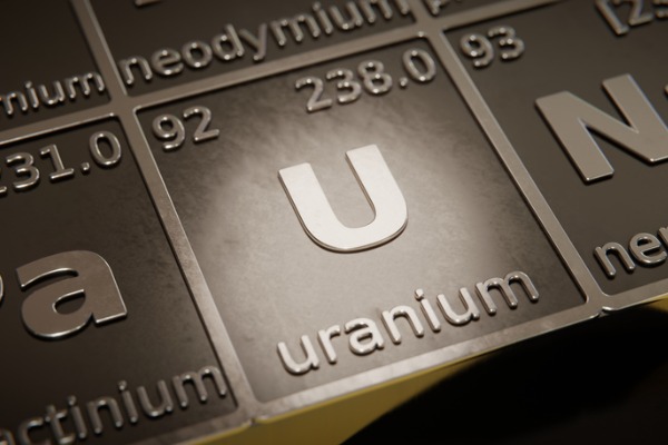 uranium yellow cake 600