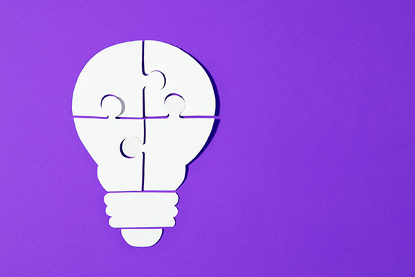 Light bulb representing ideas 600