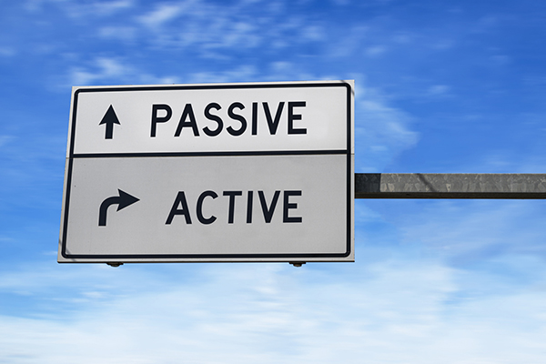 Passive and active sign