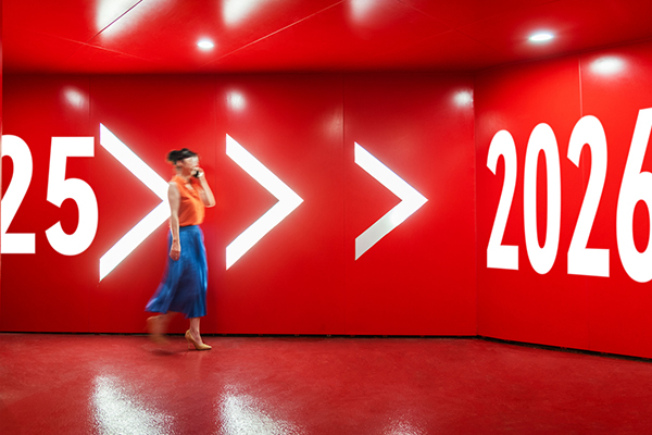 Woman walking from 2025 to 2026