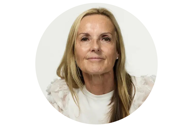 katie bickerstaffe headshot