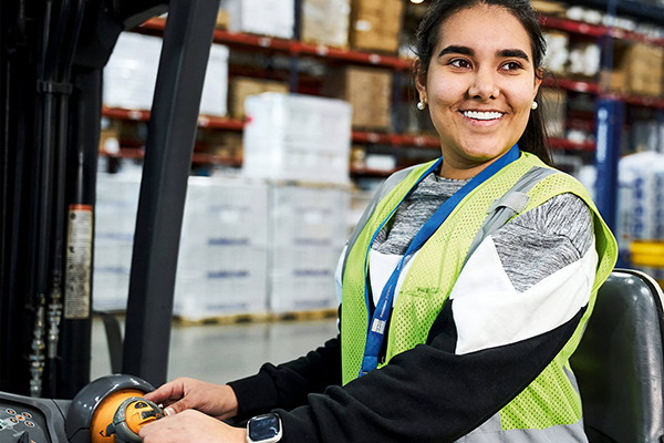 Bunzl photo of one of the company's employees