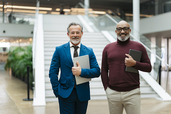 Fund manager and a retail investor