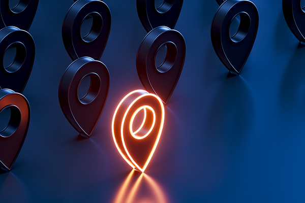 Illuminated geomarker