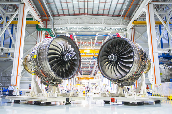 Two Rolls-Royce Trent engines from Flickr